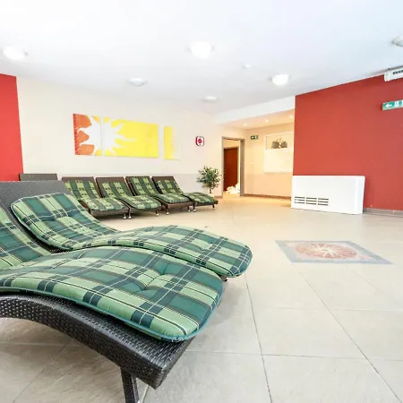 Falkner.1 Apartment