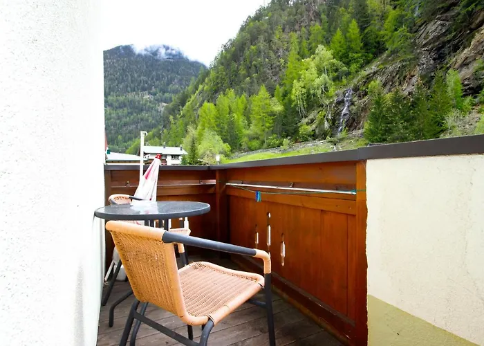 Falkner-1 By Interhome Apartmán *