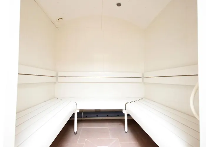 Falkner-1 By Interhome Apartmán *