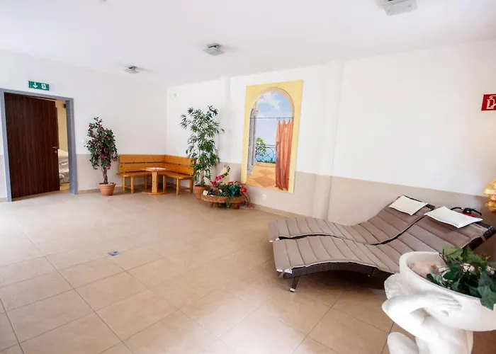 Falkner-1 By Interhome Oberlängenfeld